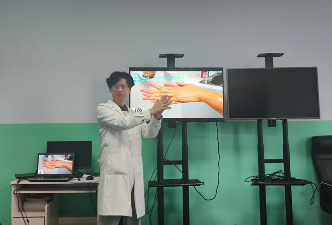 地方——吉林省珲春市西部计划志愿者奋斗故事不朽情缘手机网站把青春熔铸在祖国最需要的(图2)