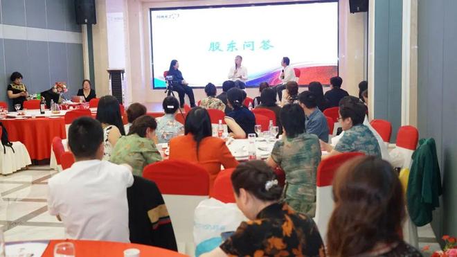 新程！阿姨来了2025富春江论坛圆满落幕！MG不朽情缘正版富春江暖千帆竞嘉乐会聚启(图7)
